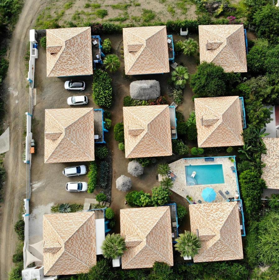 Botanique Bungalows Westpunt Exterior photo