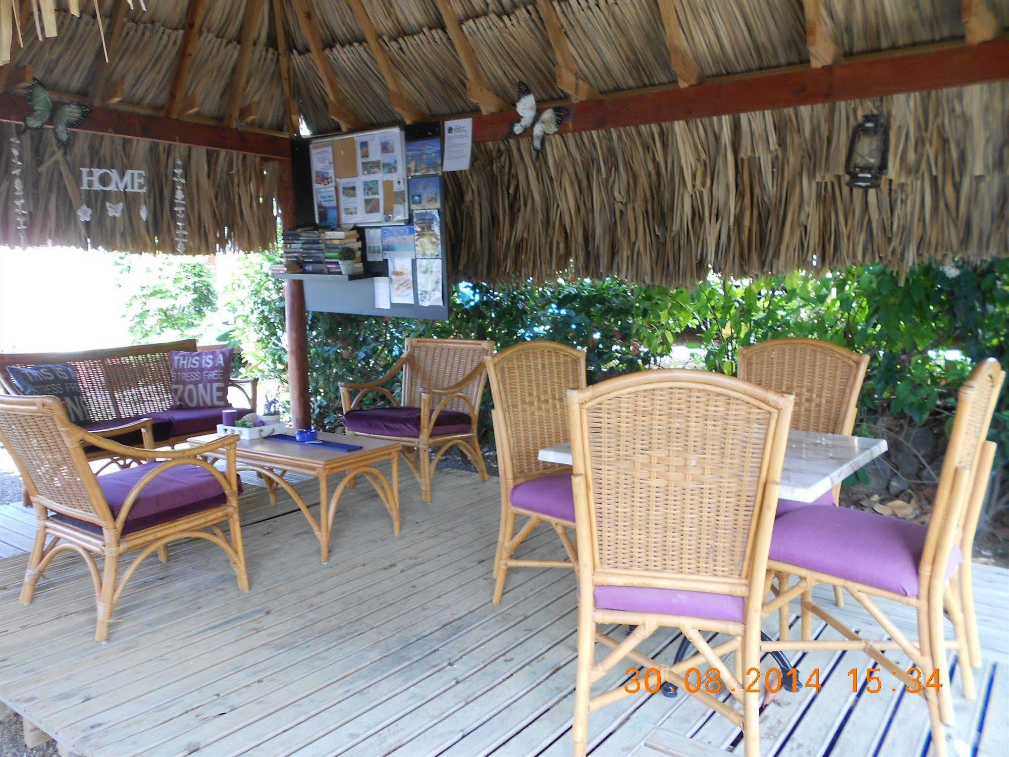 Botanique Bungalows Westpunt Exterior photo